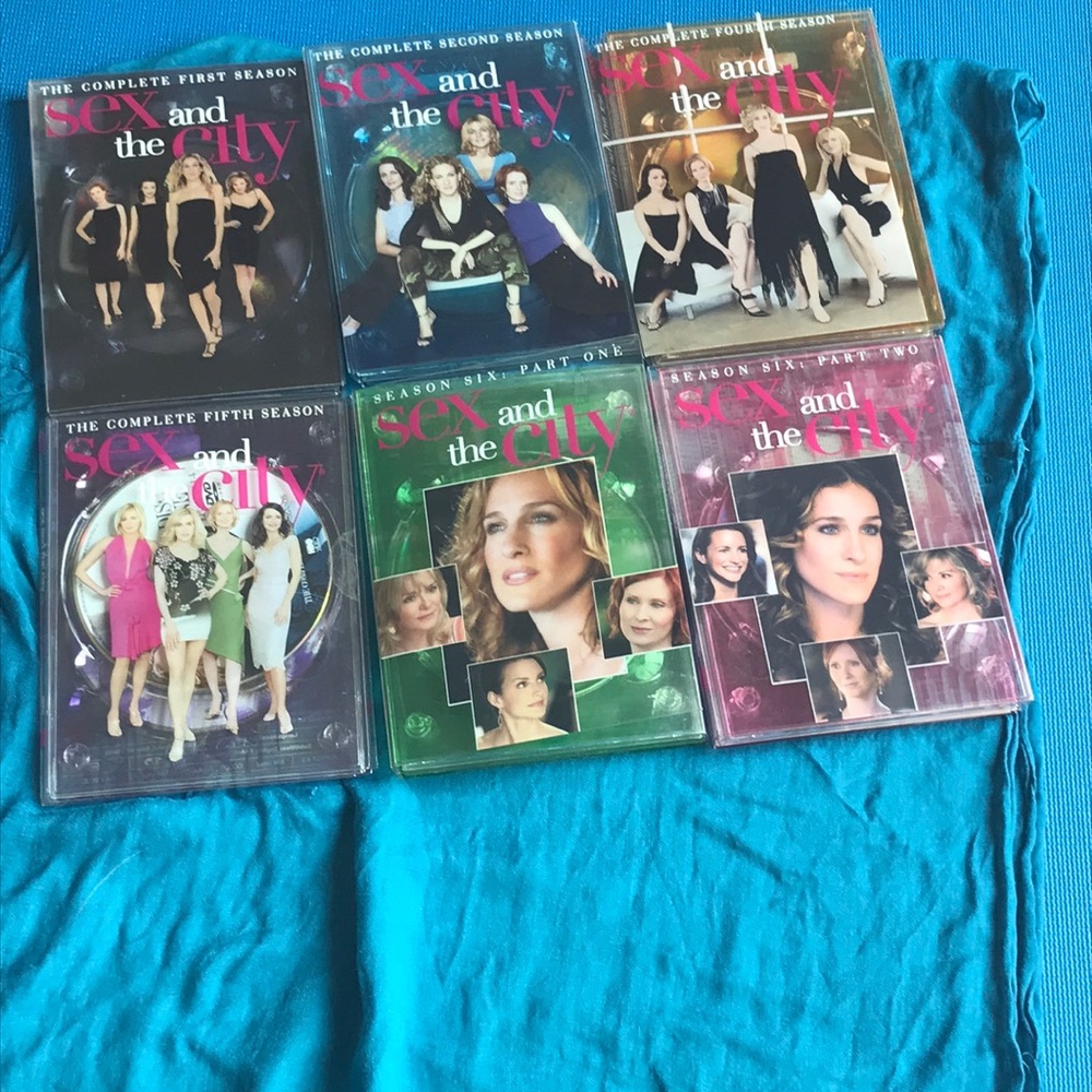 Sex and the City season 1,2,4,5,6 (parts I and II)